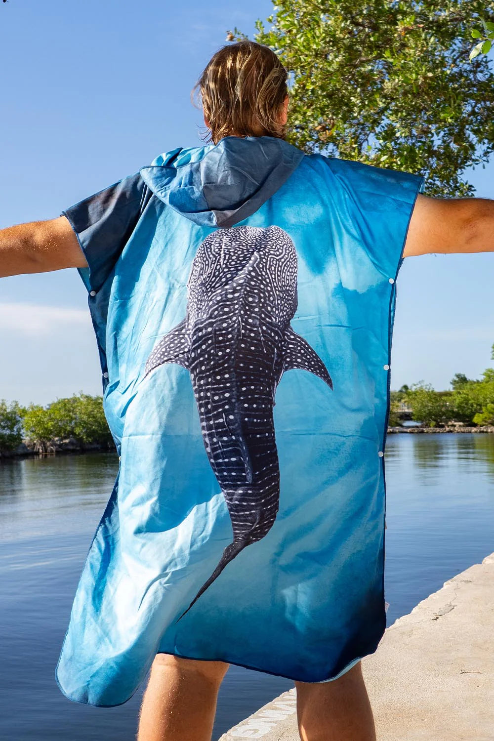 Kahu Tribe Microfiber Towel Ponchos- Made From Recycled Plastic